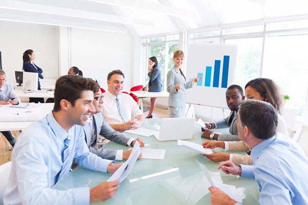 晒日光浴有什么好处？日光浴优秀时间是什么时候？