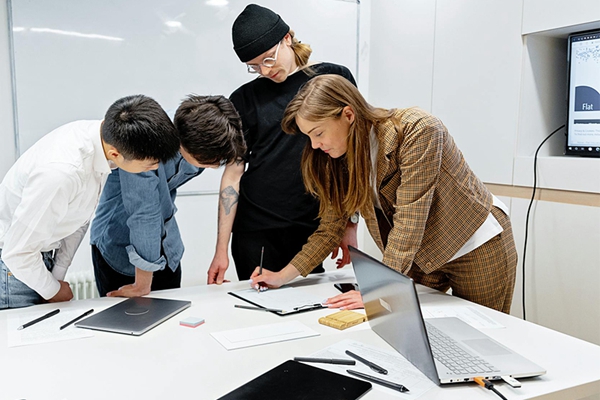 西安市人才网 www.haorc.com